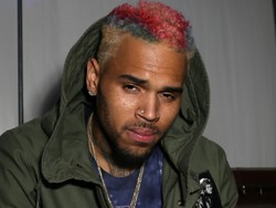 Chris Brown Siap Rilis Album Baru Tahun Ini