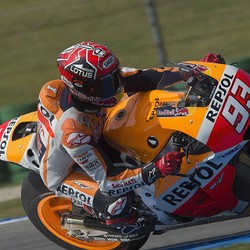 Honda Belum Cukup Cepat, Marquez Prediksi Duel Sengit dengan Rossi
