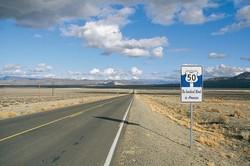 Jalan di Amerika Ini Bikin Galau Saking Sepinya