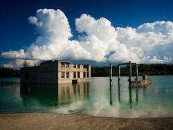 Ada Penjara Bawah Air di Danau Rummu, Estonia