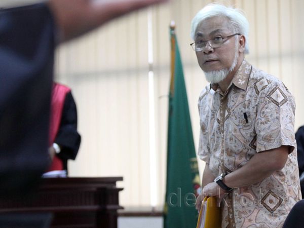 Eksepsi Eks Direktur Pengolahan Pertamina Ditolak Hakim