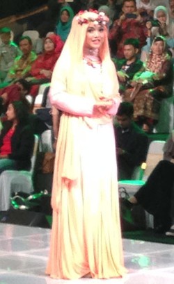 2 Finalis dengan Bakat Tilawah & Tausiyah Menangis di Panggung Sunsilk Hijab Hunt