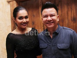 Ini Alasan Jerry Aurum Masih Bungkam Soal Gugatan Cerai Denada