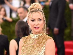 Kate Hudson Dianggap Telah Tiada oleh Ayah Kandung