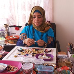 Fardal Dalle Kantongi Ribuan Dolar Berkat Aksesoris Bebatuan Turki