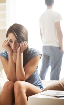 Hubungan dengan Suami Buruk & Mantan Kekasih Datang Lagi, Haruskah Cerai?