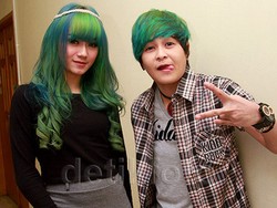 Mitha Tak Peduli Omongan Orang, Dara Belum Pernah Warnai Pink Rambutnya