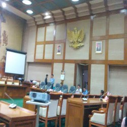 DPR Panggil Menteri Rini, Bahas Kerjasama Telkom dengan SingTel