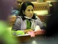 Menteri BUMN Rapat Kerja dengan Komisi VI