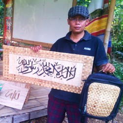 Indra Manfaatkan Eceng Gondok di Citarum Menjadi Aneka Produk Kerajinan Tangan