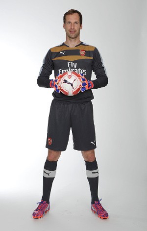 Cech yang Penting untuk Kampanye Juara Arsenal
