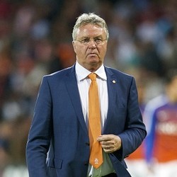Hiddink Letakkan Jabatan Pelatih Timnas Belanda