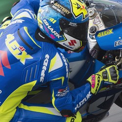 Suzuki yang Tak Bertenaga Bikin Espargaro Frustrasi