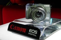 Jagoan Baru Mirrorless Canon Hadir di Indonesia