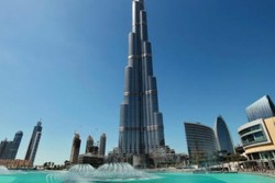 Gedung Tertinggi Burj Khalifa, Punya 3 Waktu Buka Puasa