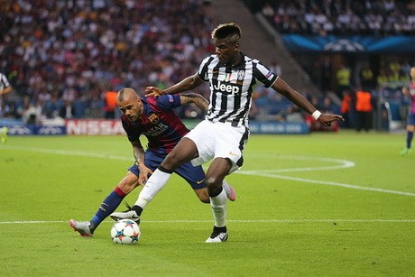 Juve Tolak Tawaran Barca untuk Pogba