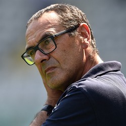 Latih Napoli, Sarri: Tak Perlu Jadi Kuda untuk Jadi Joki yang Bagus