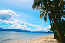 Pulang Kampung ke Lampung, 6 Pantai Indah Sudah Menunggu