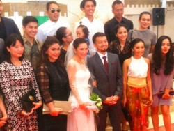 Nikahi Pengacara, Jennifer Arnelita Tak Undang Gading Marten?