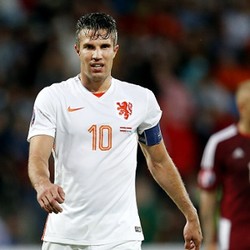 Van Persie Disarankan Pergi dari MU