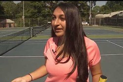 Remaja Ini Dirikan Kamp Tenis untuk Anak-anak dengan Gangguan Penglihatan