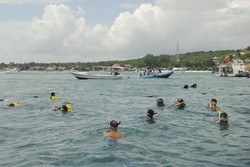 Snorkeling di Nusa Lembongan, Seru Banget!