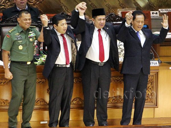 DPR Setuju Sutiyoso Jadi KaBIN dan Gatot Jadi Panglima TNI