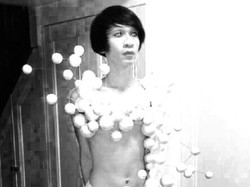 Ikuti Parade Gay, Aming Disebut Istri Caisar Cowok Sejati