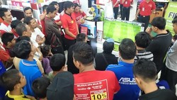 Beli TV di Carrefour Gratis PlayStation 4