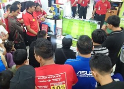 Beli TV di Carrefour Gratis Playstation 4