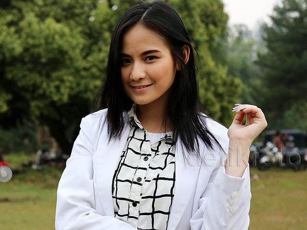 Kenalan Yuk dengan Jennifer Tungka, si Manis Berwajah Oriental