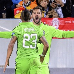 Marotta: Belum Ada Tawaran untuk Llorente dan Vidal