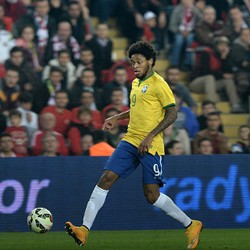 Luiz Adriano Tak Sabar Segera Latihan dan Main Bersama Milan