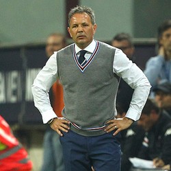 Mihajlovic: Milan Mempunyai Modal untuk Bahagiakan Tifosi Lagi