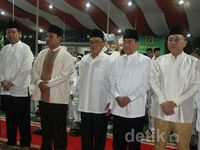 Elit KMP Buka Bersama di Kediaman Djan Faridz