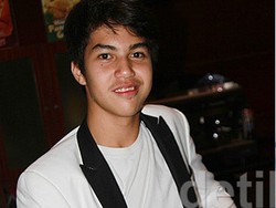 Kasus Dhani Berlanjut, El: Farhat Jelek-jelekin Ayah Saya, Itu Salah Dia