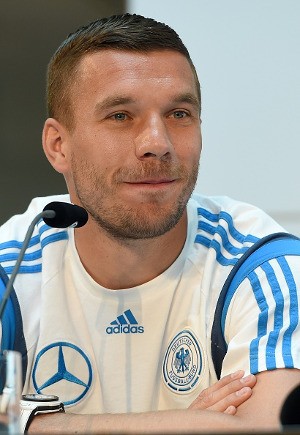 Podolski Selangkah Lagi Bergabung dengan Galatasaray