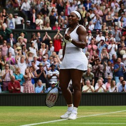 Serena Williams Lalui Pertarungan Ketat untuk Lolos