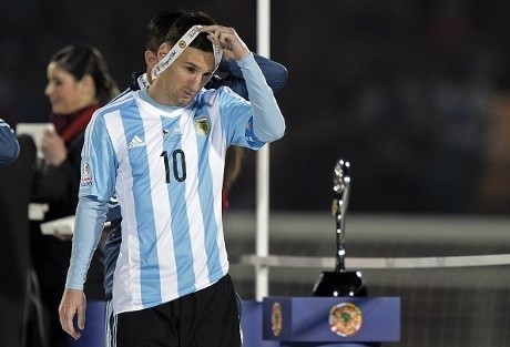 Keluarga Messi Diserang Fans Chile Saat Nonton Final Copa America