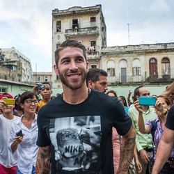 Sergio Ramos: Saya Tidak Sedang Bernegosiasi dengan Siapa pun