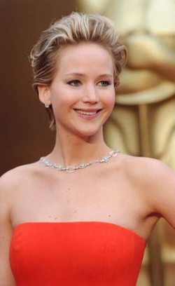 Dikabarkan Putus, Jennifer Lawrence dan Chris Martin Kembali Kencan