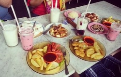 Ini 6 Tempat Jajan Asyik Anak Muda di Bandung