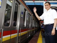 Menhub Jonan Resmikan Stasiun Palmerah