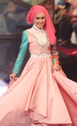 8 Finalis Sunsilk Hijab Hunt Tampil Glamour di Malam Grand Final