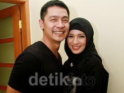 Hamil 8 Minggu, Donita Hobi Ikut Kuis Tutup Botol