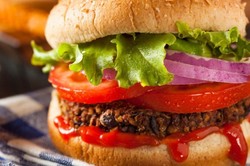 Mau Bikin Beef Burger Seenak Bikinan Resto? Coba Cek Dulu Tips Ini (1)