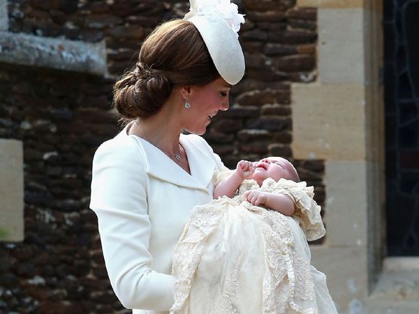 Intip Momen Pembaptisan Putri Charlotte Elizabeth Diana