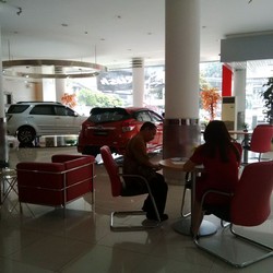 Kredit Motor dan Mobil Diperlonggar Jadi 15% Belum Berlaku di Dealer 