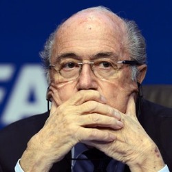 Khawatir Ditangkap, Blatter Tak Akan Bepergian Dulu
