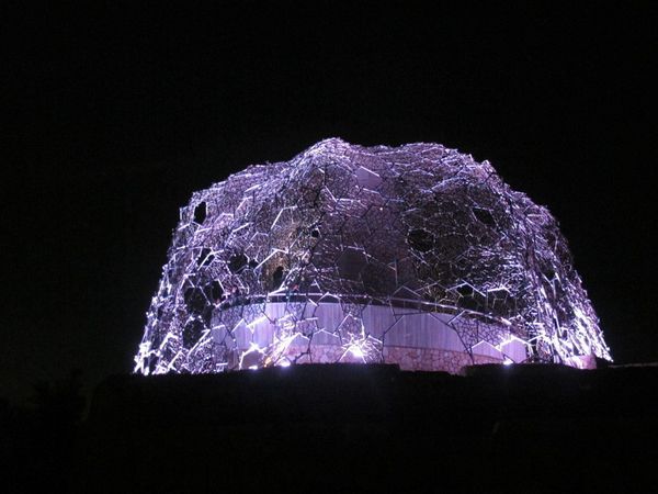 Tempat Romantis di Jepang yang Berwarna-warni